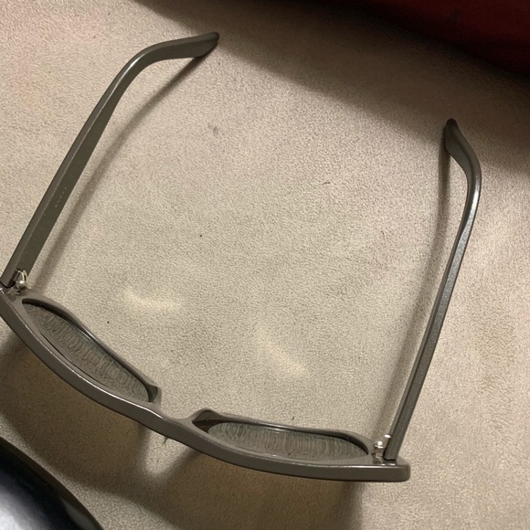 Gucci Sunglasses - Picture 11 of 14
